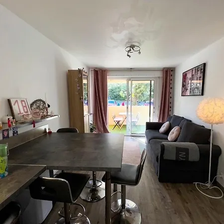 Apartament Notre Massada